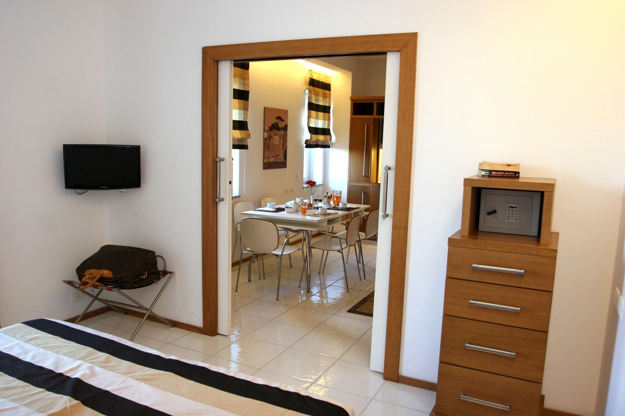 Rota Suites Соренто Екстериор снимка