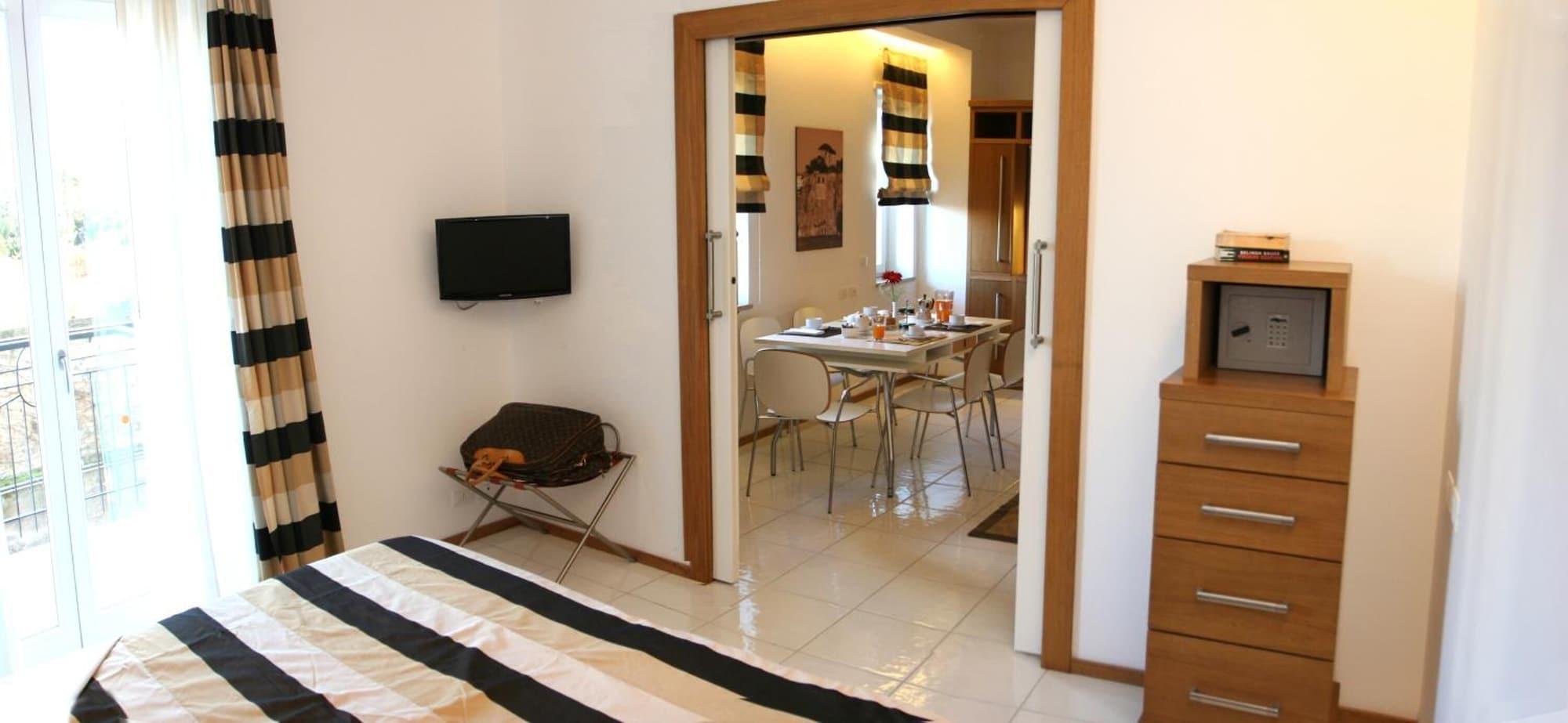Rota Suites Соренто Екстериор снимка