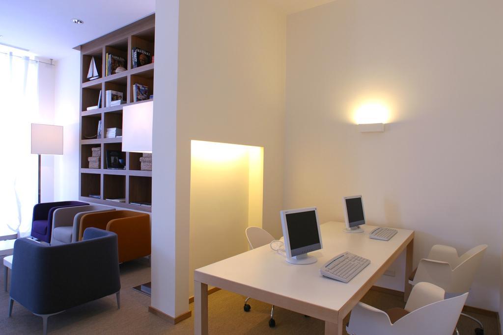 Rota Suites Соренто Екстериор снимка